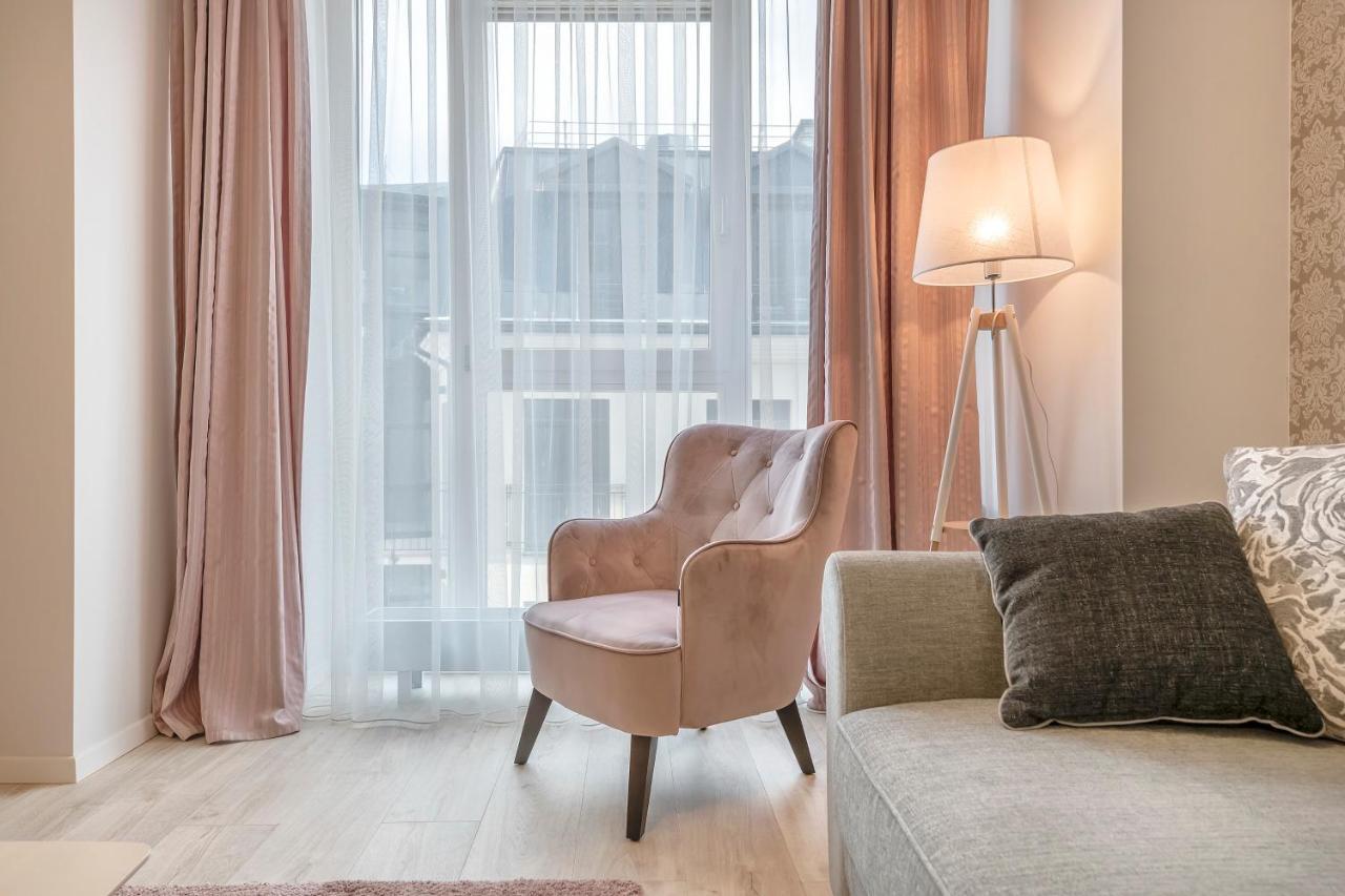 Happy Inn Just Studio, Self Check-In-24X7,Parking-In-The-Underground-Garage 빌뉴스 외부 사진